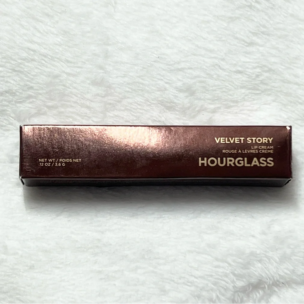 Hourglass VELVET STORY LIP CREAM - Pure - NIB